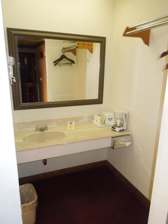 Days Inn Riverton Buitenkant foto